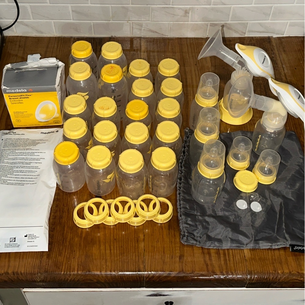 HUGE Lot of Medela Breastfeeding Pump Parts and Storage Bottles - extra Caps